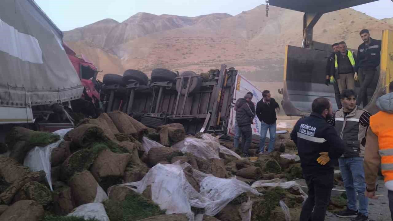 Erzincan’da tır kazası: 2 yaralı