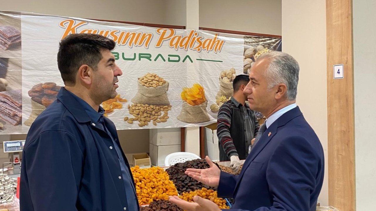 Malatya İş İnsanları Platformu Başkanı Ahmet Özköse: "Kayısı Malatya’nın kırmızı çizgisidir"