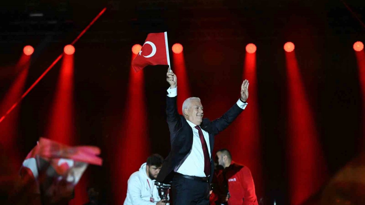 Cumhuriyet coşkusu Bursa’yı sarıyor