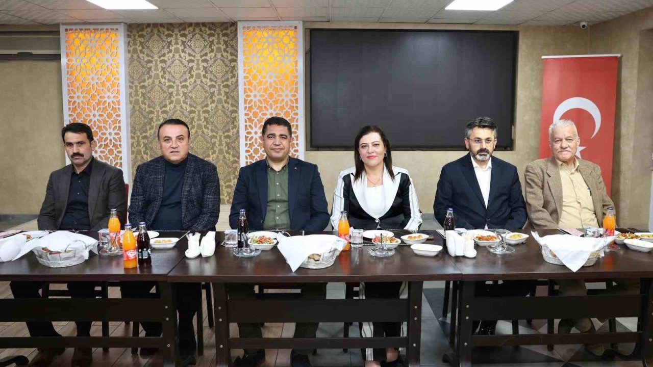 İl Müdürü Aydın için veda yemeği düzenlendi