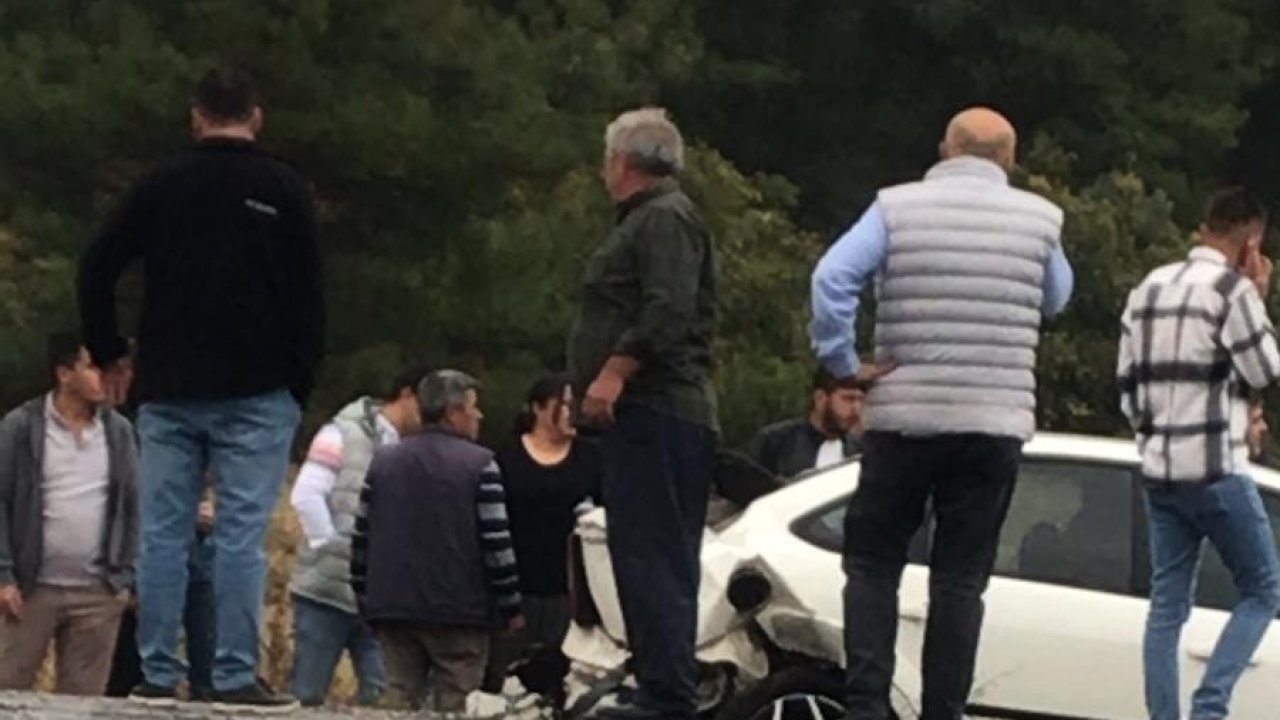 Kamyonet ile otomobilin çarpıştığı kazada 5 kişi yaralandı