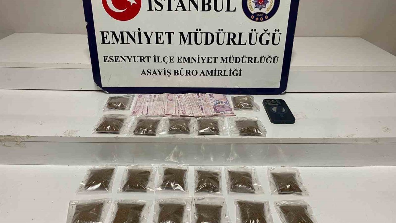 Esenyurt’ta kamyonetten uyuşturucu madde ticareti yapan şüphelilere suçüstü