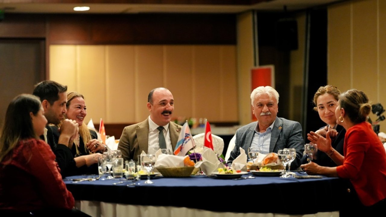 Başkan Kotan’dan muhtarlara: "Sizler demokrasinin mihenk taşlarısınız"