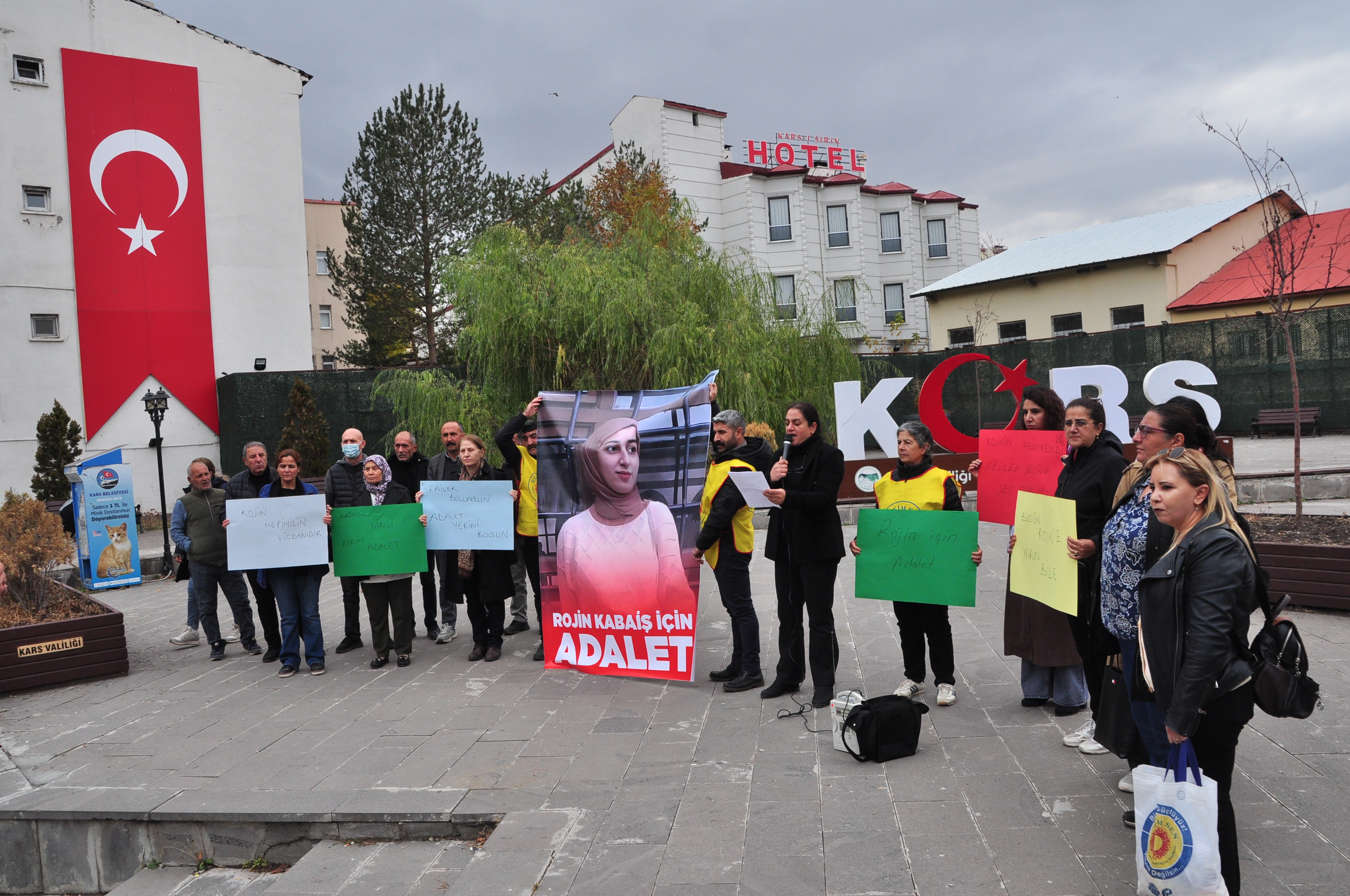 Kars'ta Rojin Unutulmadı!