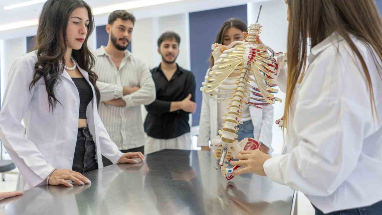 HKÜ, URAP Türkiye sıralamasında vakıf üniversiteleri arasında 17’nci sırada yer aldı