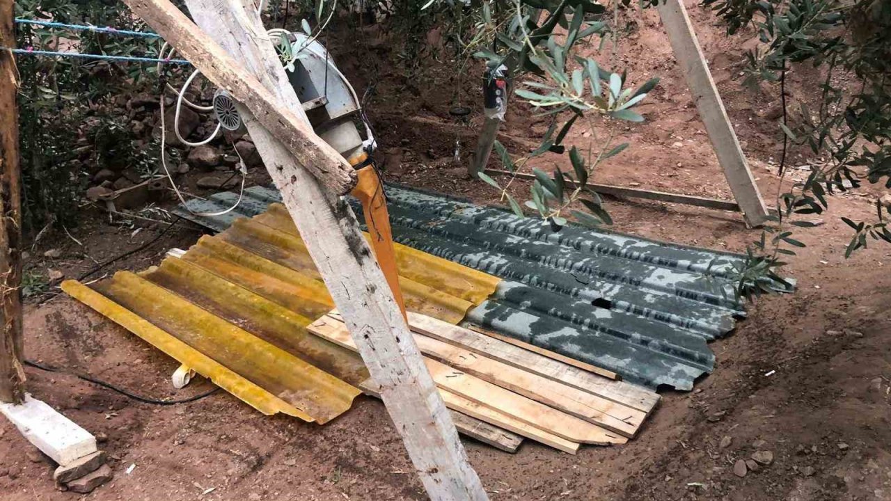 Jandarmadan kaçak kazıya suçüstü