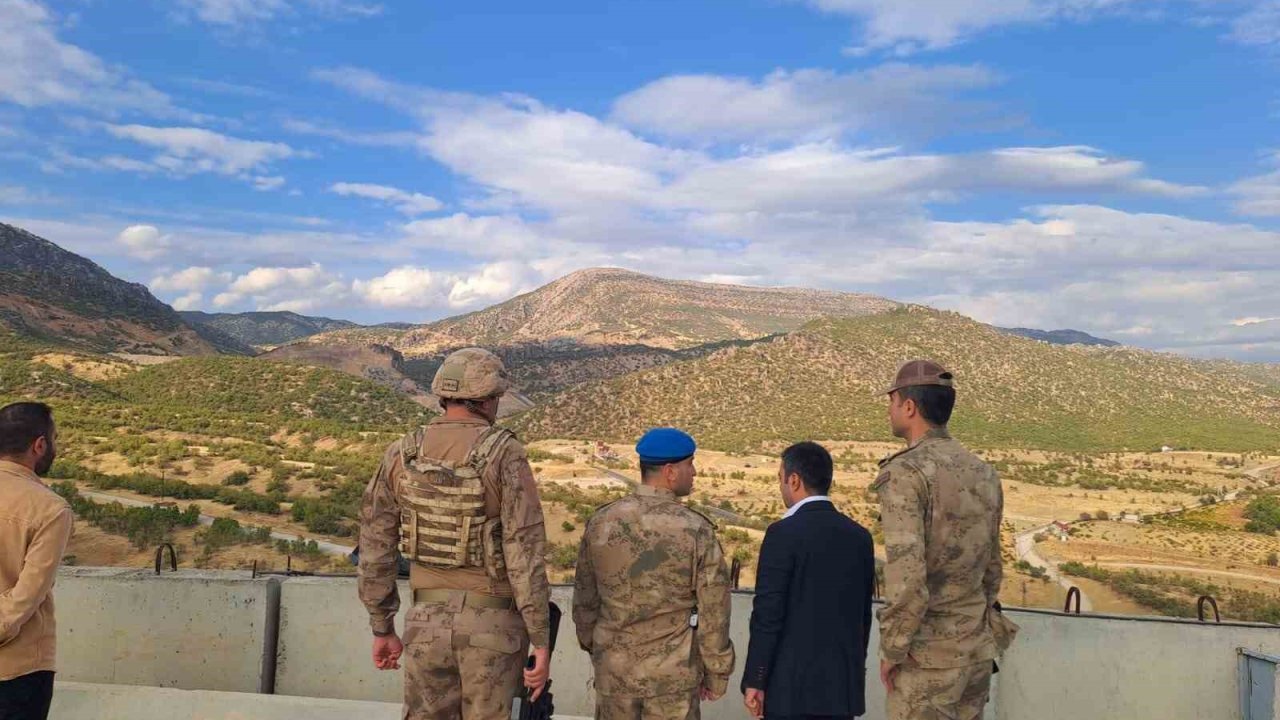 Dicle Kaymakamı Mustafa Atış askeri üs bölgesini ziyaret etti