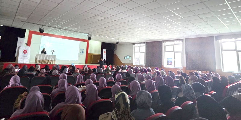 Kağızman’da Hanımlara Yönelik Mevlid-i Nebi Konferansı Düzenlendi