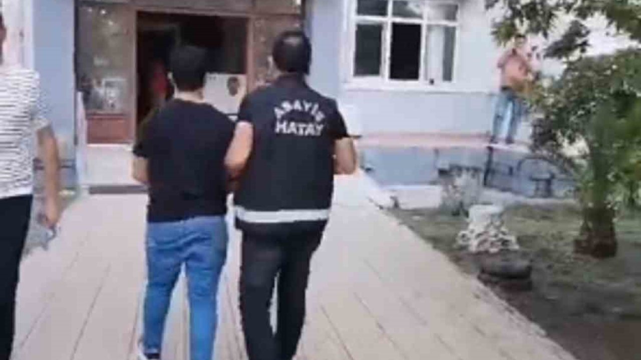 Hatay’da hapis cezası ile aranan 2 şahıs yakalandı