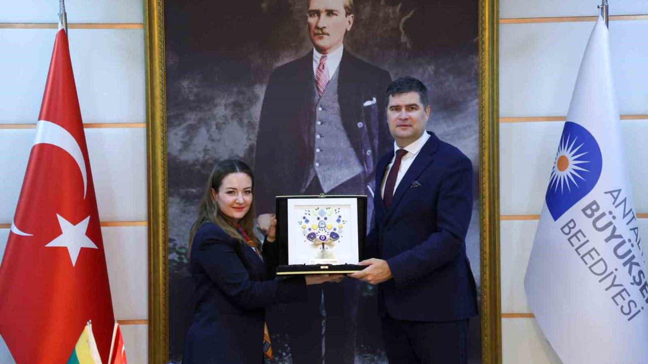 Antalya Büyükşehir Belediyesi ve Litvanya heyeti arasında işbirliği imkanları görüşüldü