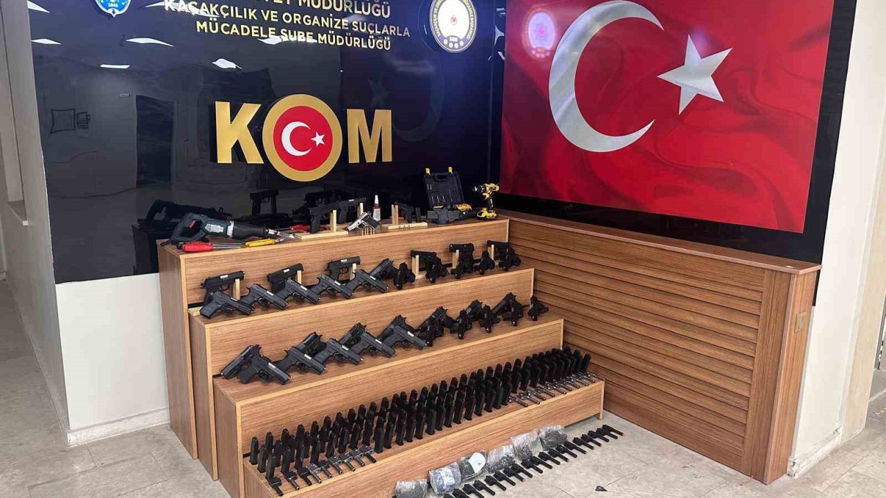 Şanlıurfa’da 37 ruhsatsız silah ele geçirildi: 3 gözaltı