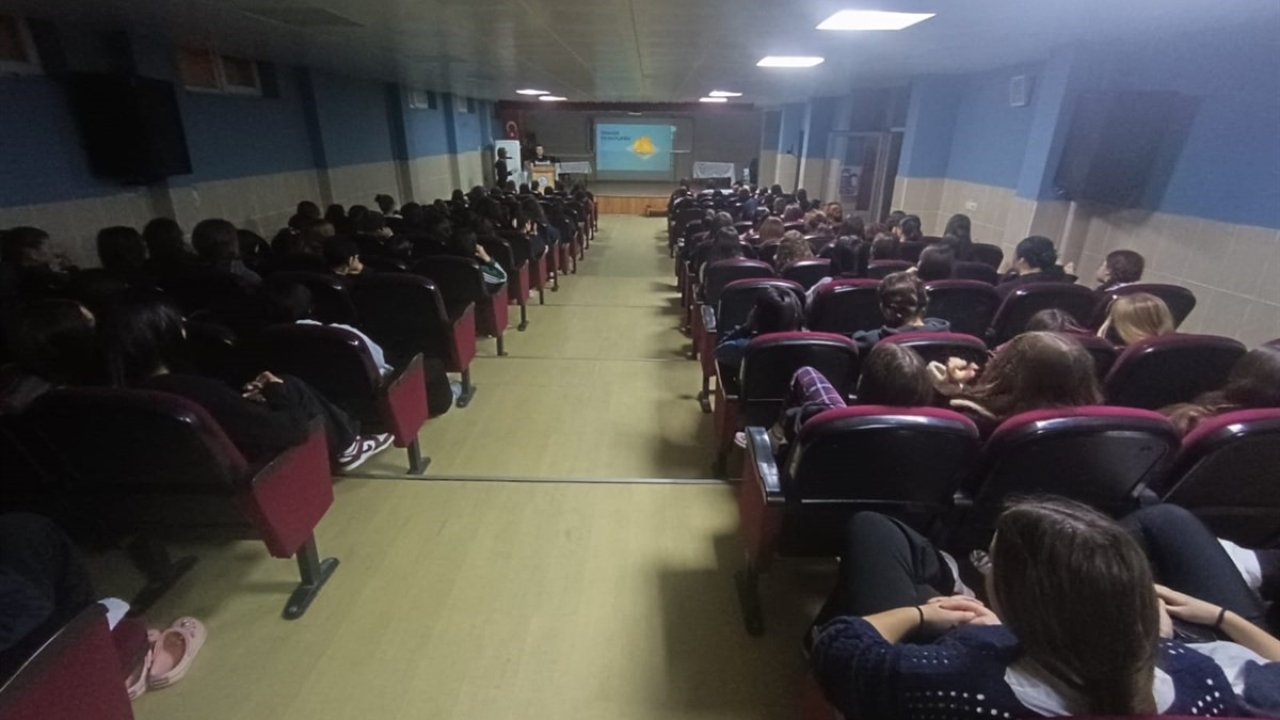 Tekirdağ’da öğrencilere afet farkındalık eğitimi verildi