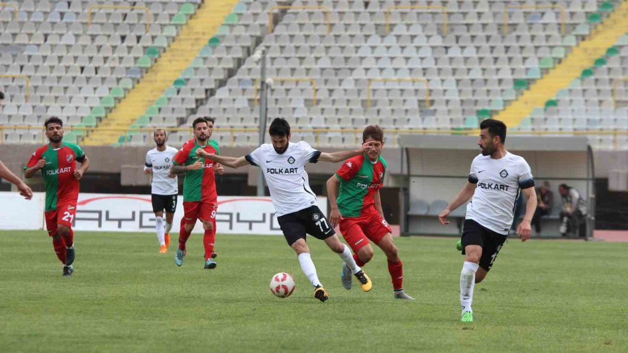 Altay - Karşıyaka derbisinin biletleri satışa çıktı