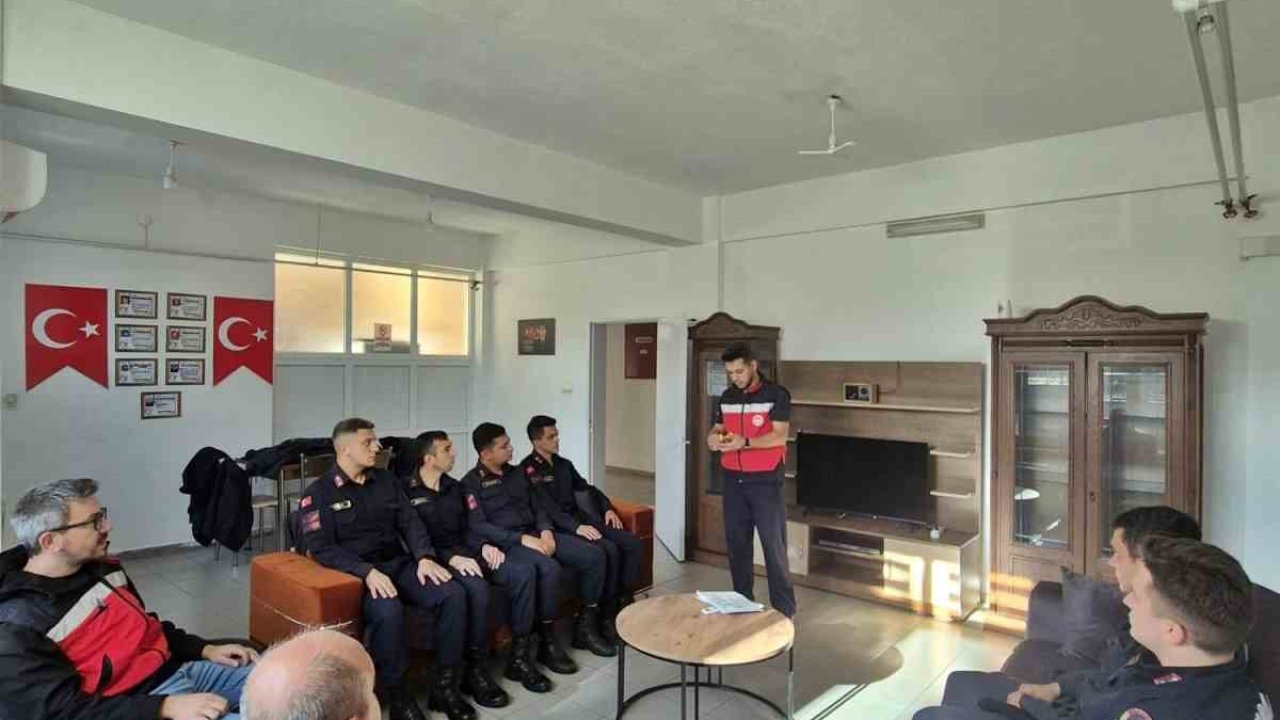 Kütahya’da hayvan nakillerinde belge kontrolü ve bilgilendirme çalışmaları