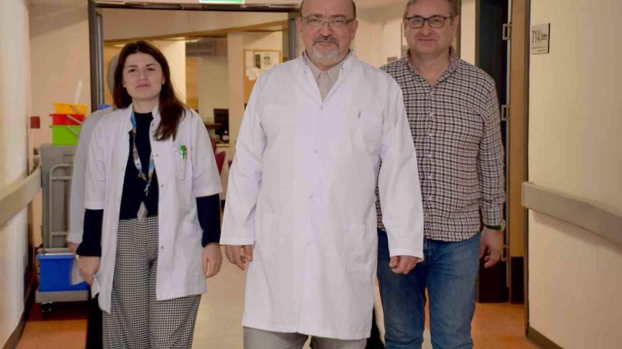 Prof. Dr. Ertuğrul Çakır: "Bel fıtığında erken teşhis ve doğru tedavi hayat kalitesini artırıyor"