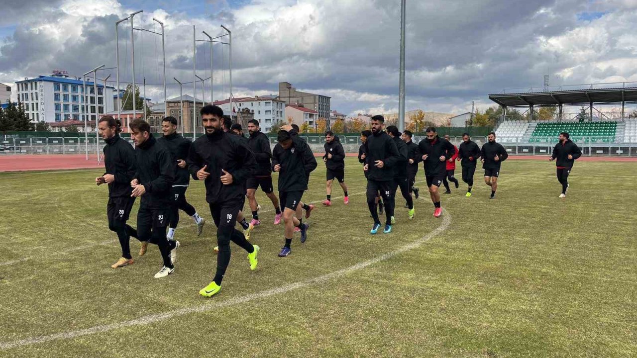 Kars 36 Spor’da hedef 3 puan