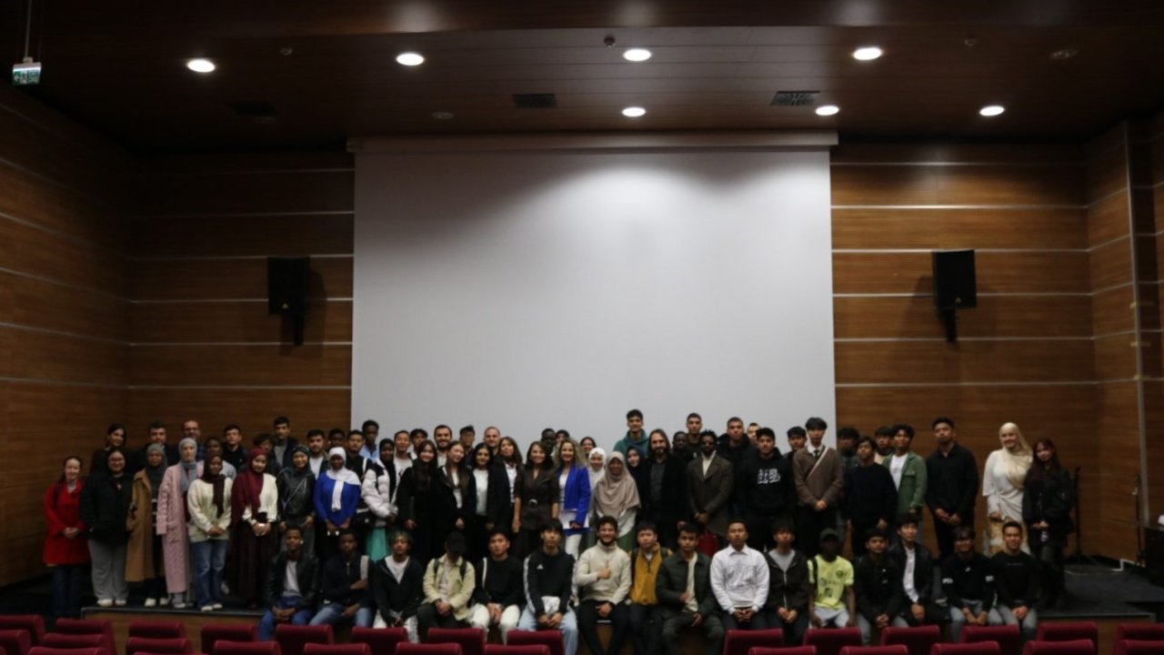 Kastamonu Üniversitesi’nde yabancı öğrencilere üniversite anlatıldı