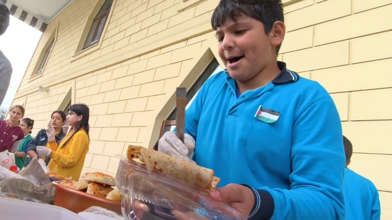 Öğrencilerden Gazze için anlamlı destek