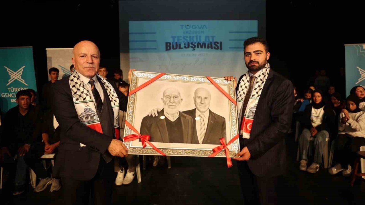 Başkan Sekmen, TÜGVA Erzurum Teşkilat buluşmasına katıldı