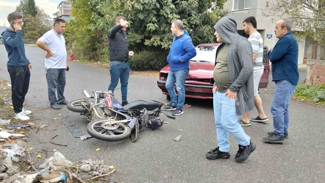 Bafra’da otomobil ile motosiklet çarpıştı: 1 yaralı