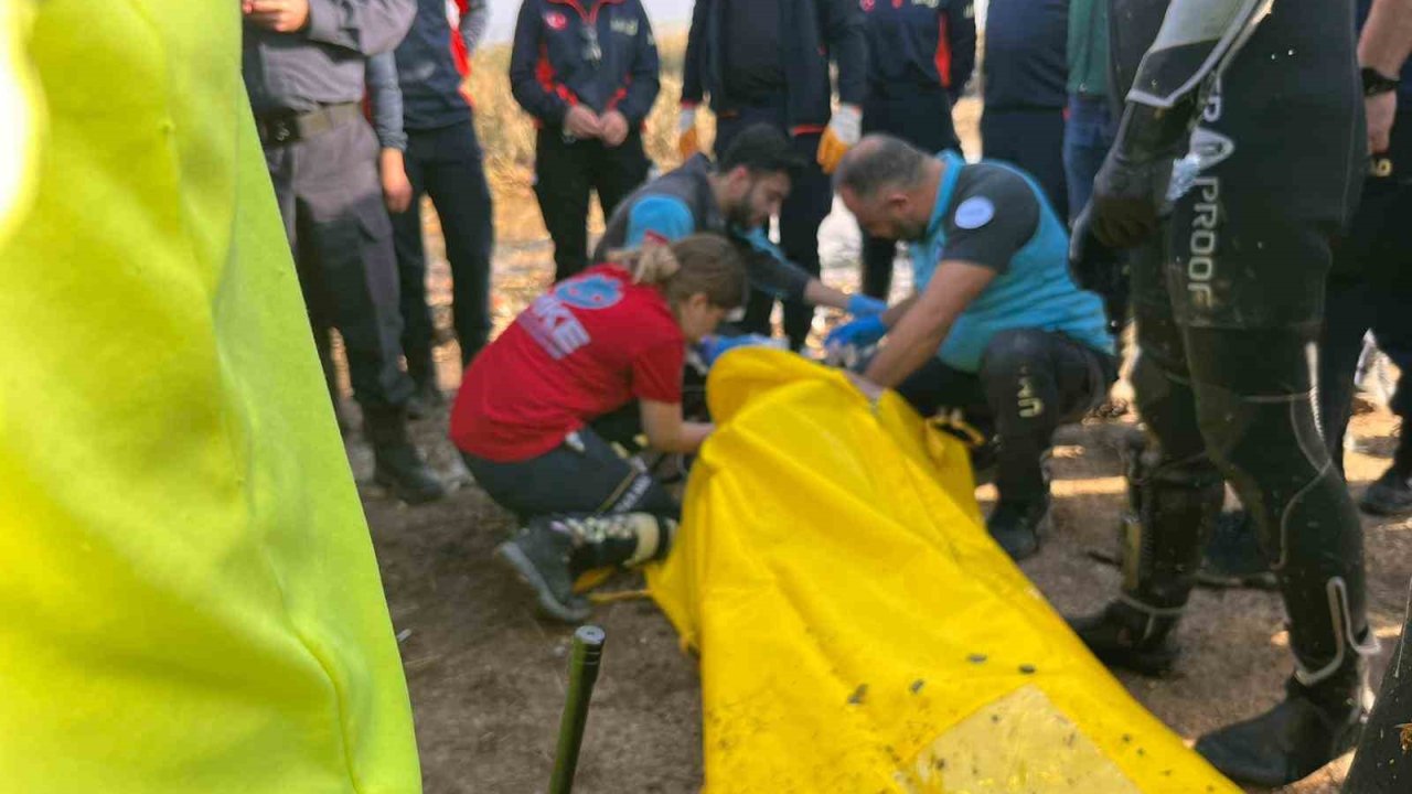 Foça’da selde kaybolan yaşlı adamın cenazesine ulaşıldı
