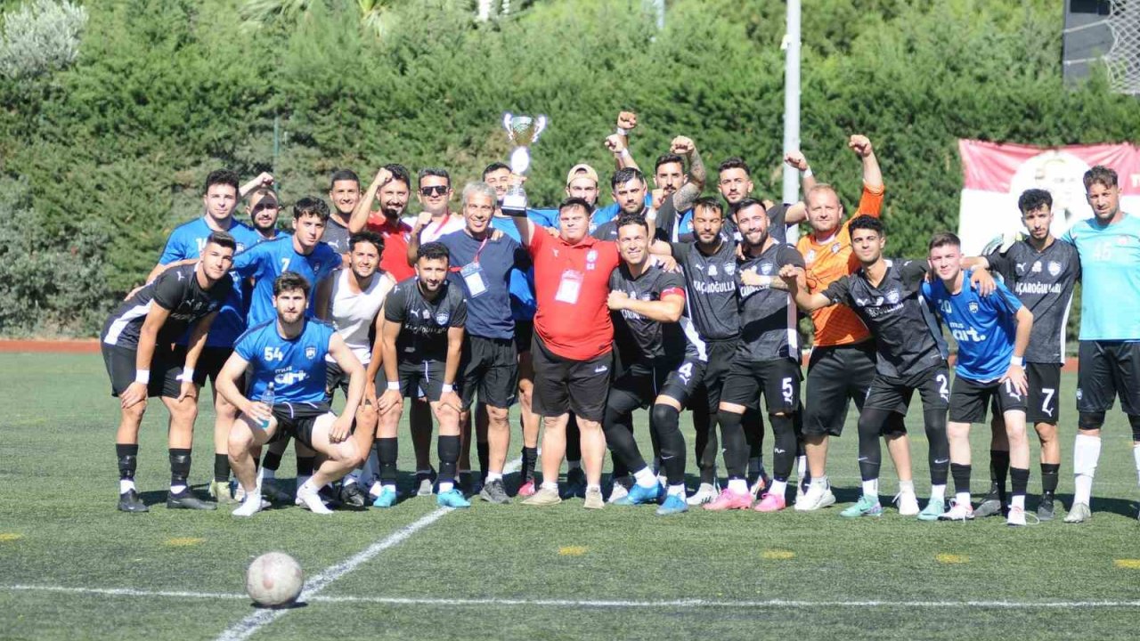 Ilıcaspor’da Çağrı hoca engel tanımıyor