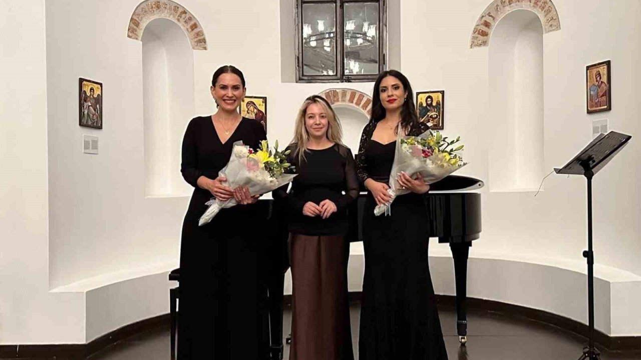 Aziz Panteleimon Kilisesi’nde "Güz Resitali"