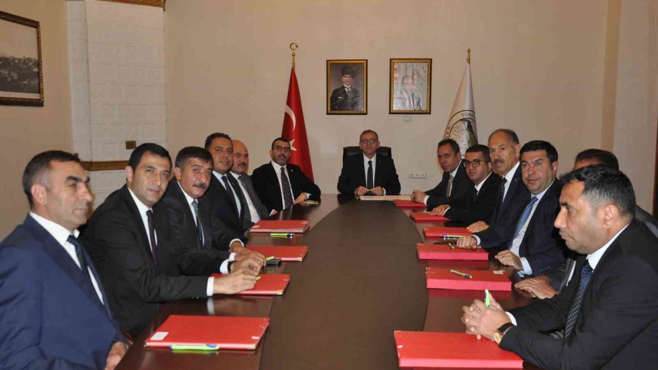 Kars’ta evlenecek gençler desteklenecek