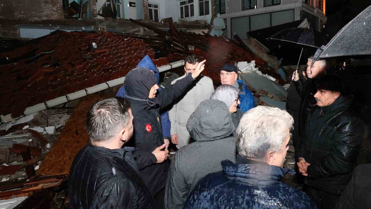 Bakan Yerlikaya: "Yıkılan 3 bina ve 1 iş yerinde incelemelerde bulunduk"