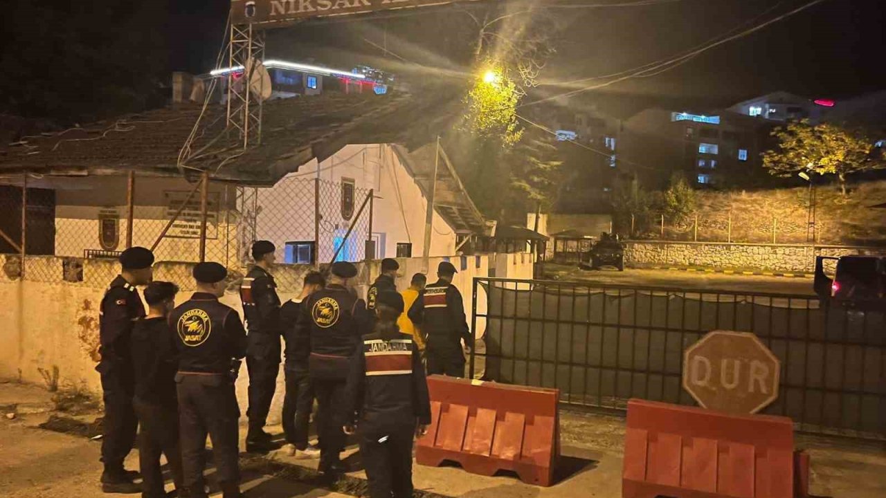 Tokat’ta jandarmadan hırsızlara suçüstü