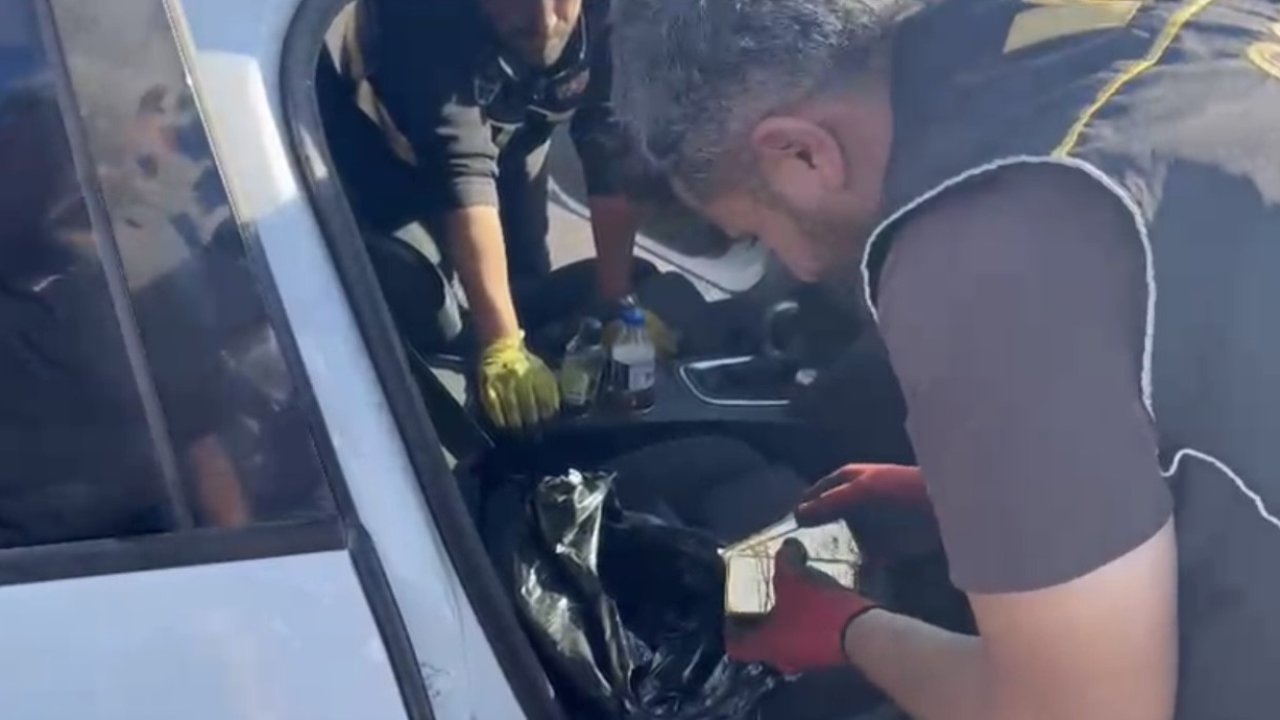 Osmaniye’de araçta ele geçirilen 7 kilo kaçak külçe altına 2 gözaltı