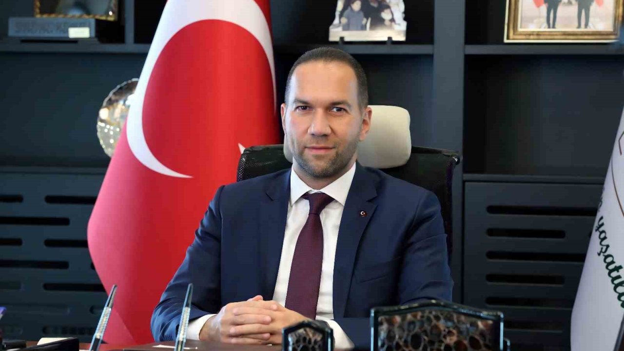 Başkan Özdemir: "Kızılay, iyiliğin sürekli bir sorumluluk olduğunun kanıtıdır"