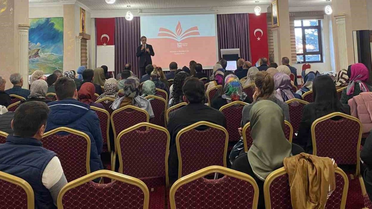 Bayburt’ta Öğretmenlik Uygulamaları Bilgilendirme Toplantısı yapıldı