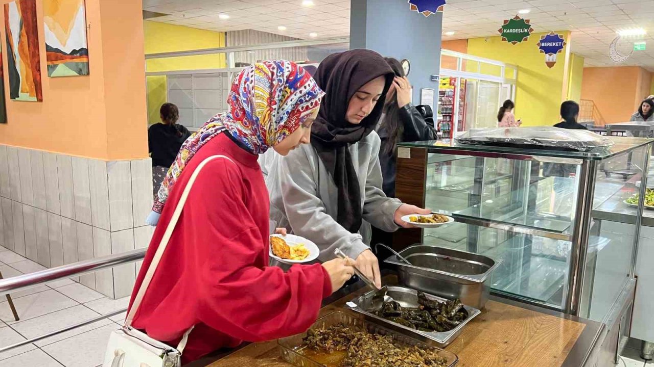 KYK yurtlarında Karadeniz etkinliği