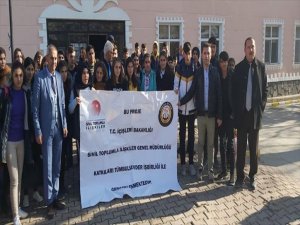 Bulanık'tan 50 öğrenci Bursa gezisine gönderildi