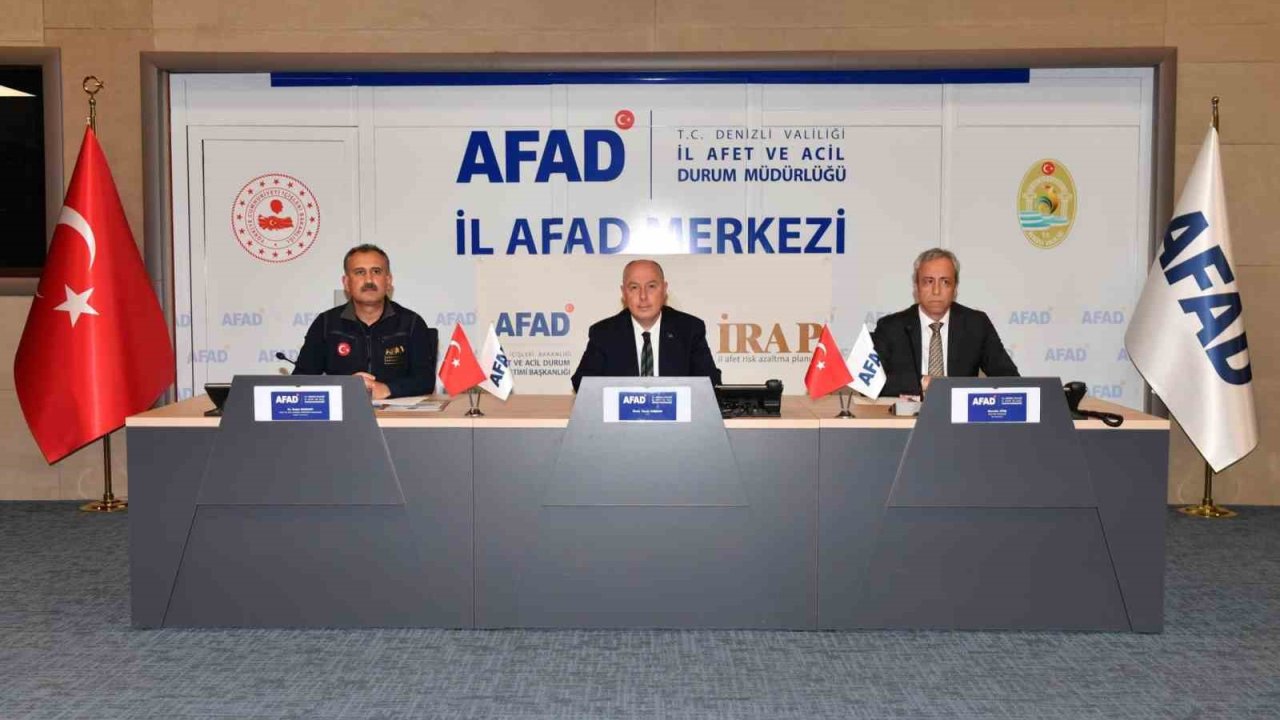 Denizli’de afet risklerini azaltmaya yönelik atılacak adımlar masaya yatırıldı