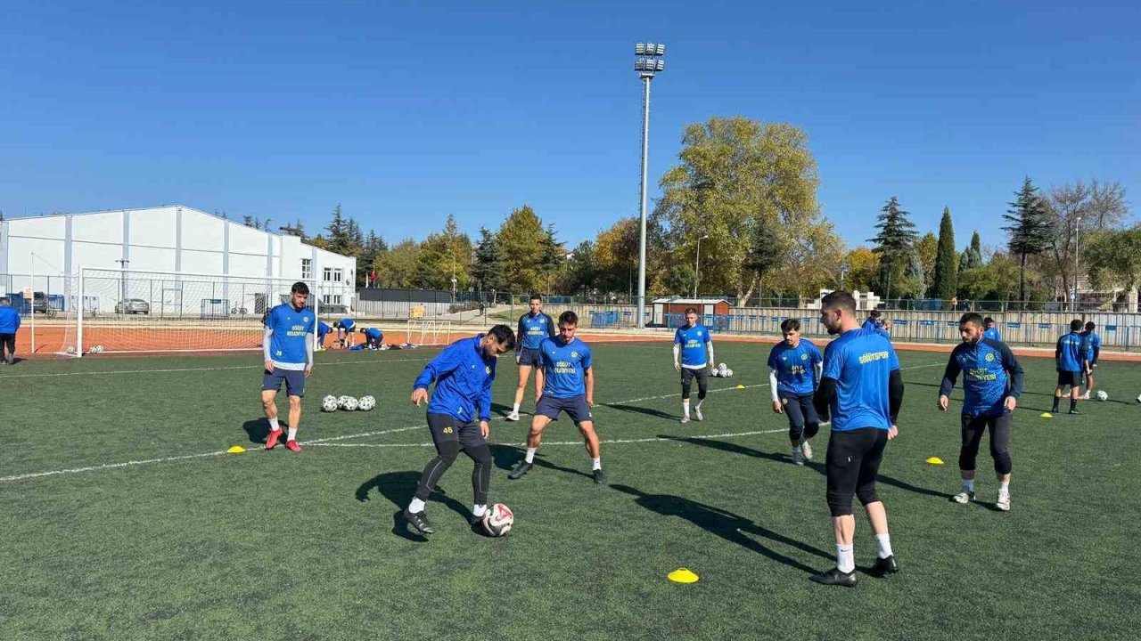 Söğütspor zorlu maçın hazırlıklarını tamamladı