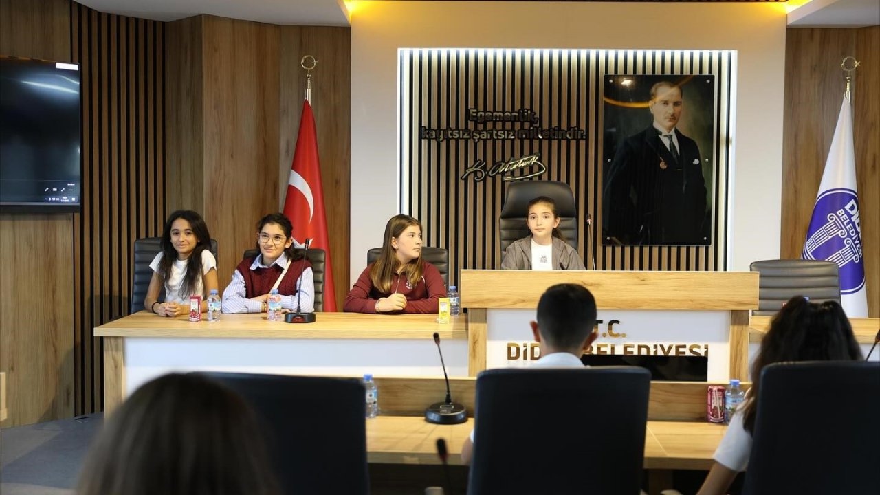 Didim Belediyesi Çocuk Meclisi Kasım toplantısında bir araya geldi
