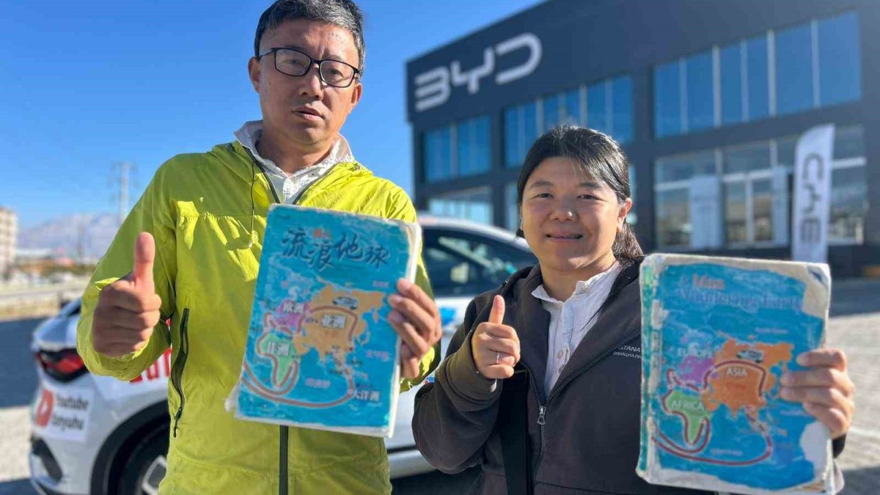 Elektrikli araçla dünya turuna çıkan çevreci çift Van’a ulaştı