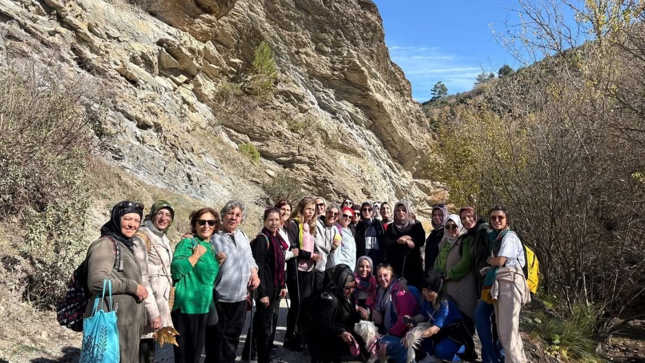 Kütahya’nın Kumarı Mahallesi’nde doğa yürüyüşü