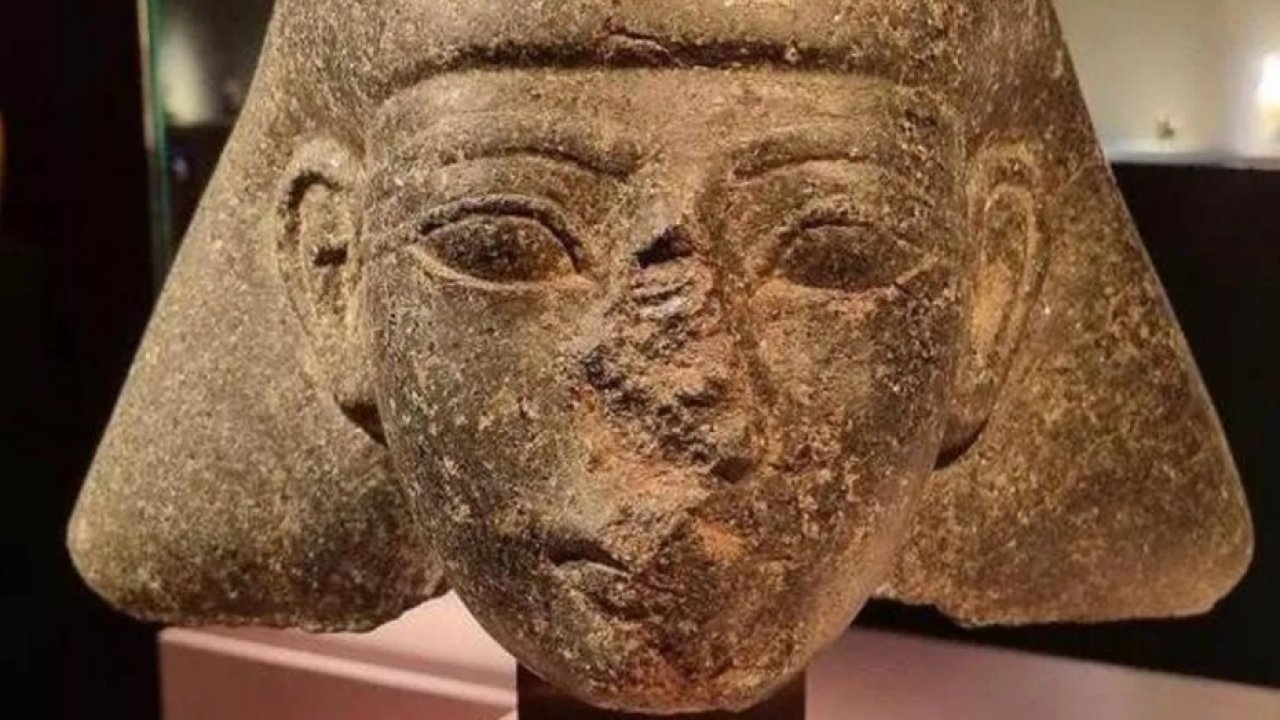 Hollanda, çalınan 3 bin 500 yıllık antik heykeli Mısır’a iade ediyor