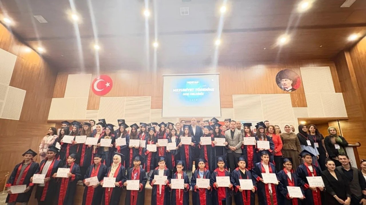 Deneyap teknoloji atölyeleri Muğla’da mezuniyet coşkusu