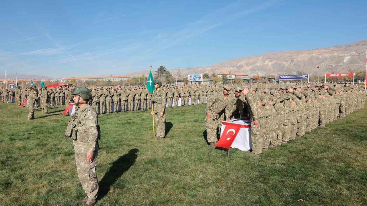 Erzincan’da bedelli erler yemin etti