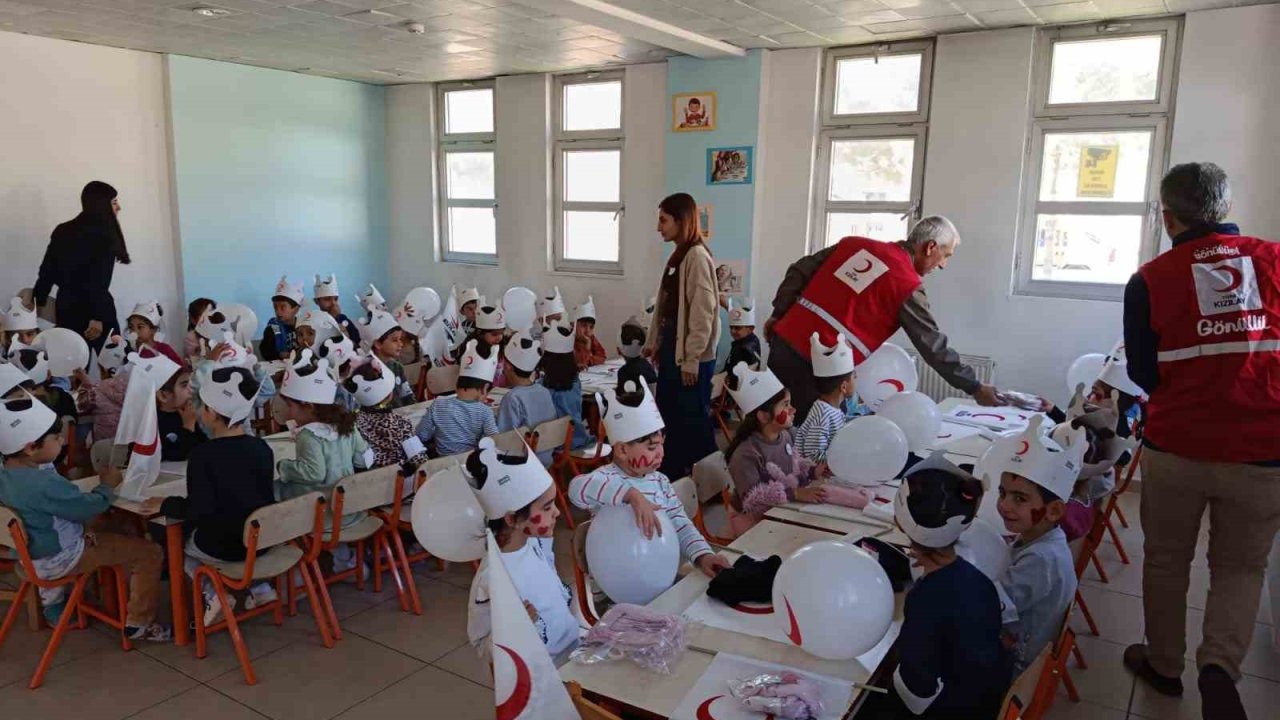 Dicle’de Kızılay Haftası etkinlikleri