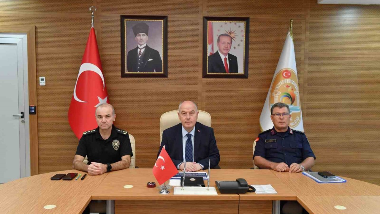 Siber devriyelere takılan 353 şüpheli yakalandı