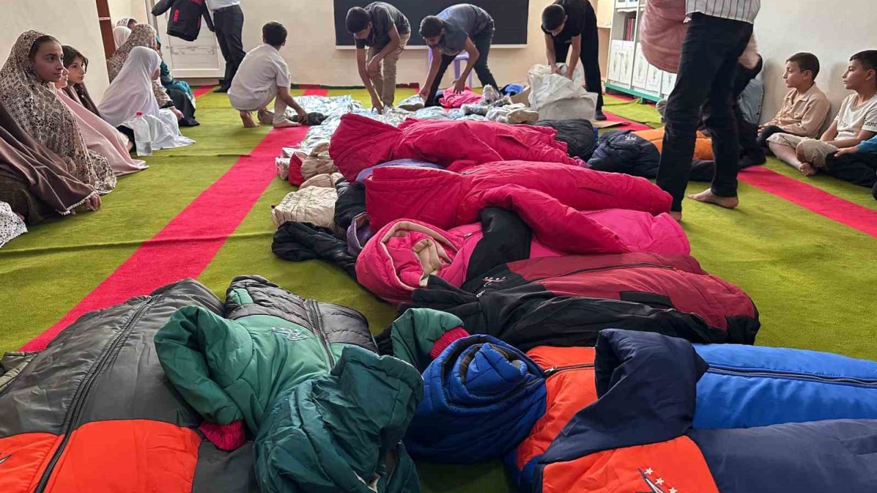 "Kış Gelmeden Sen Gel" Projesiyle minik yürekler ısındı