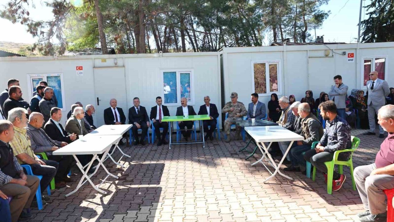 Vali Varol, Örenli Mahallesi’nde vatandaşlarla buluştu