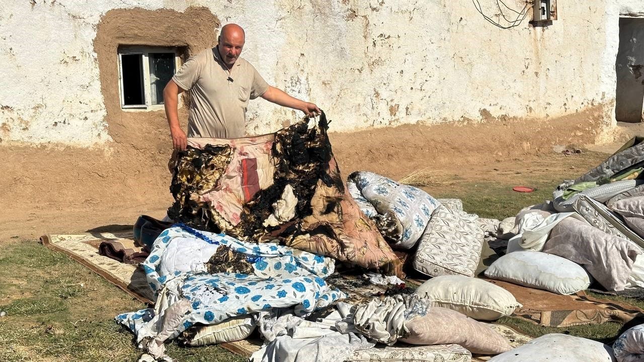 Evdeki eşyalar kendi kendine alev alıyor