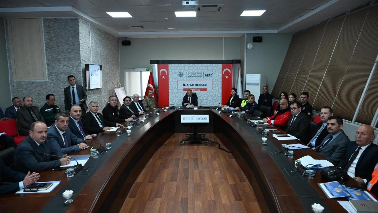 Edirne, muhtemel depreme karşı hazırlık planını masaya yatırdı