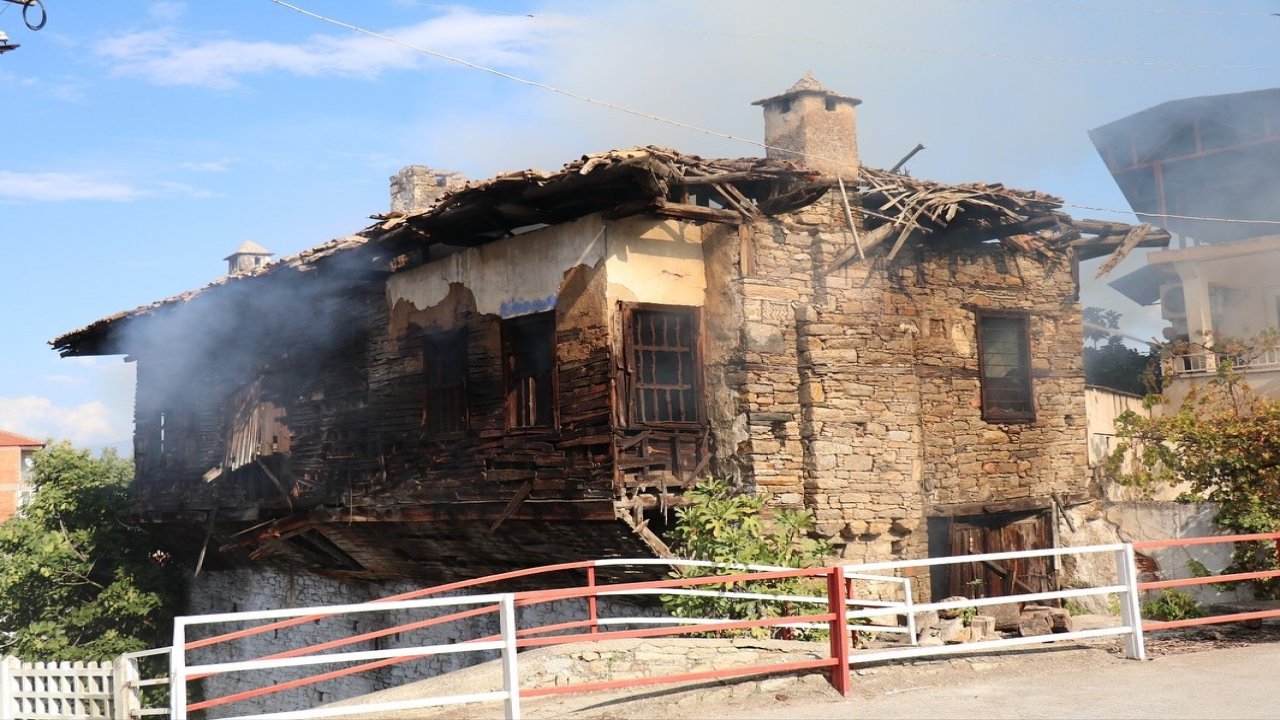 Bozdoğan’da ev yangını